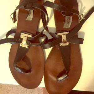 Steve Madden black sandals